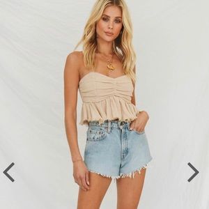 Natural strapless crop top